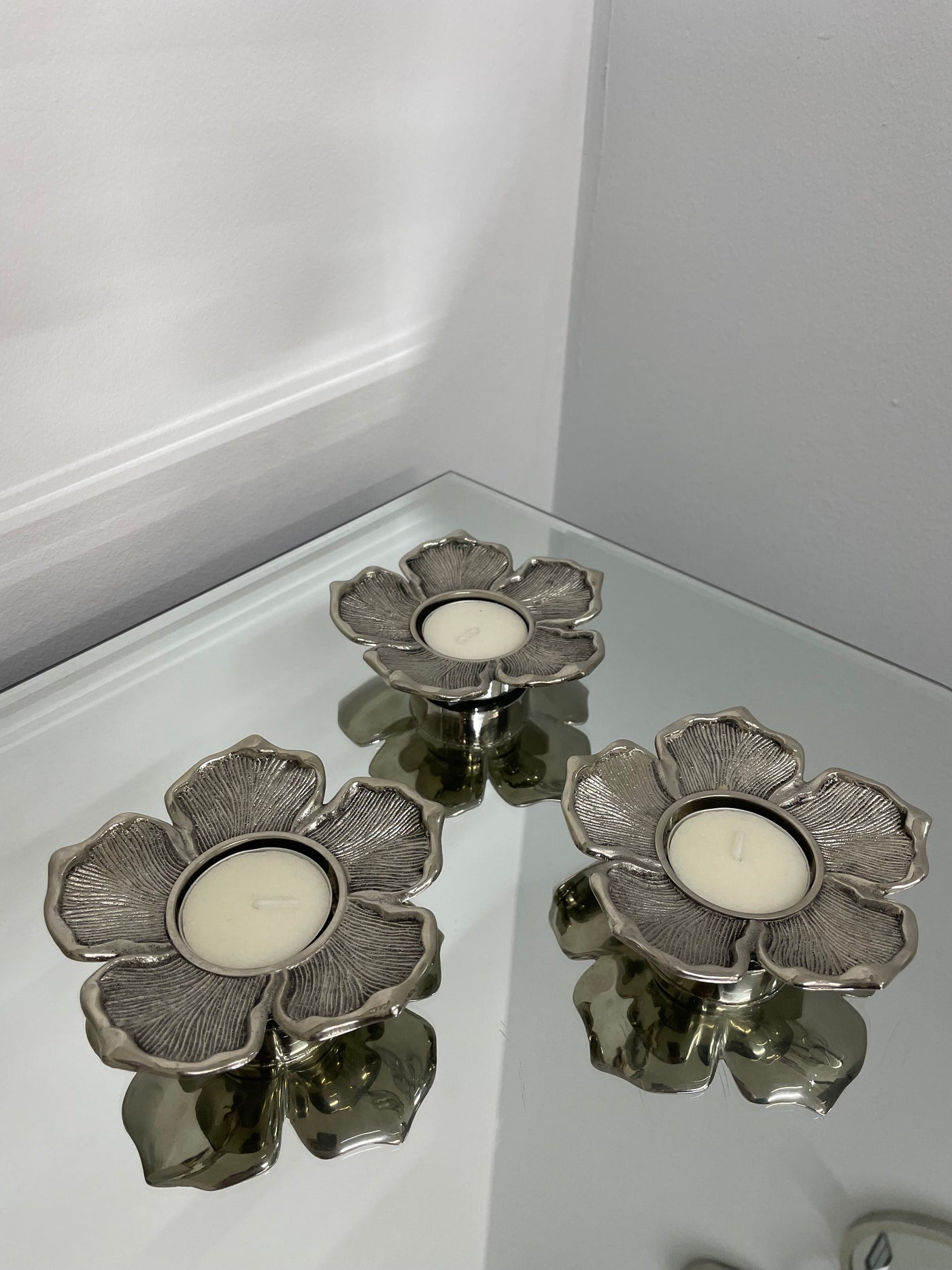 Set of 3 Stainless Steel Flower Tea Light Holders